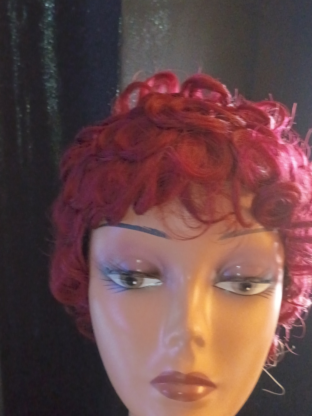 Short Curly Burgundy Women's Wig - Stylish Red Hair